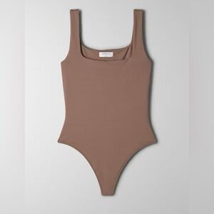 Aritzia Babaton Contour Bodysuit Deep Taupe size Large